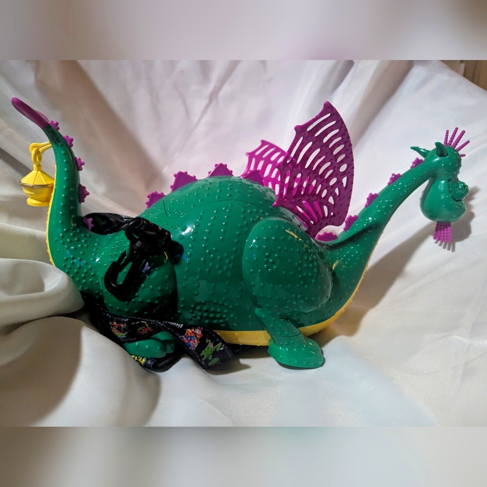 Disney Parks Main Street Electrical Parade Elliott Dragon popcorn bucket